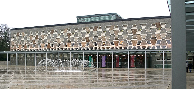 Théâtre Municipal de Luxembourg (Author: Andreas Praefcke)