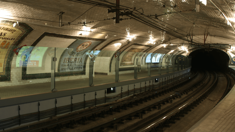Chamberí metro station. Platform 0