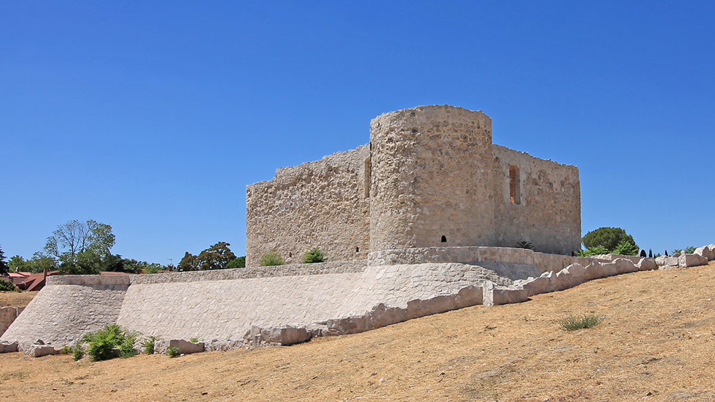 Castillo de la Alameda